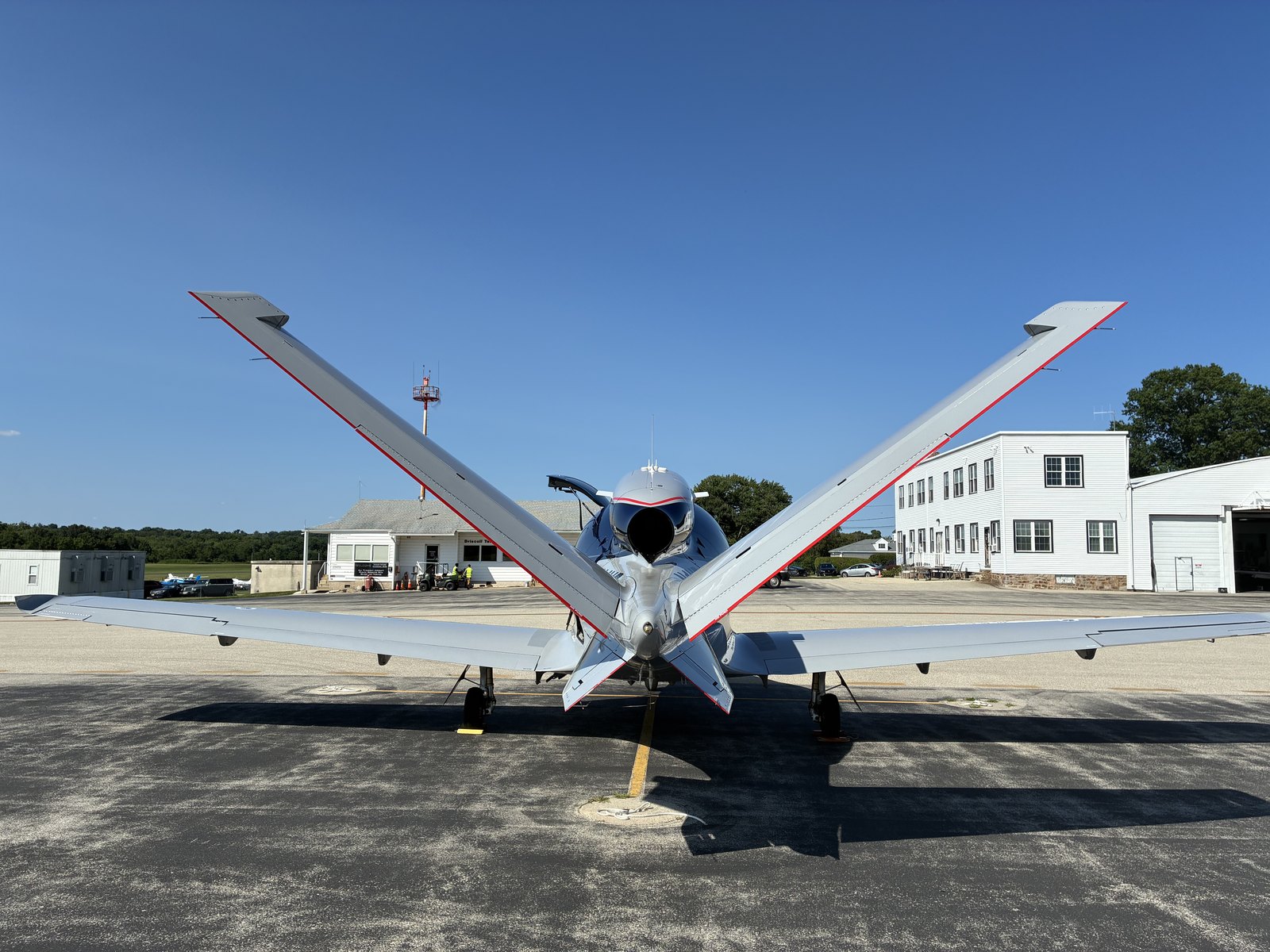Delaware Cirrus Vision Jet SF50 Charter