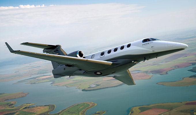 Embraer Phenom 300 view for Delaware charter