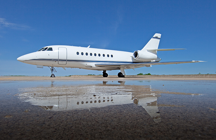Delaware Dassault Falcon 2000 Charter