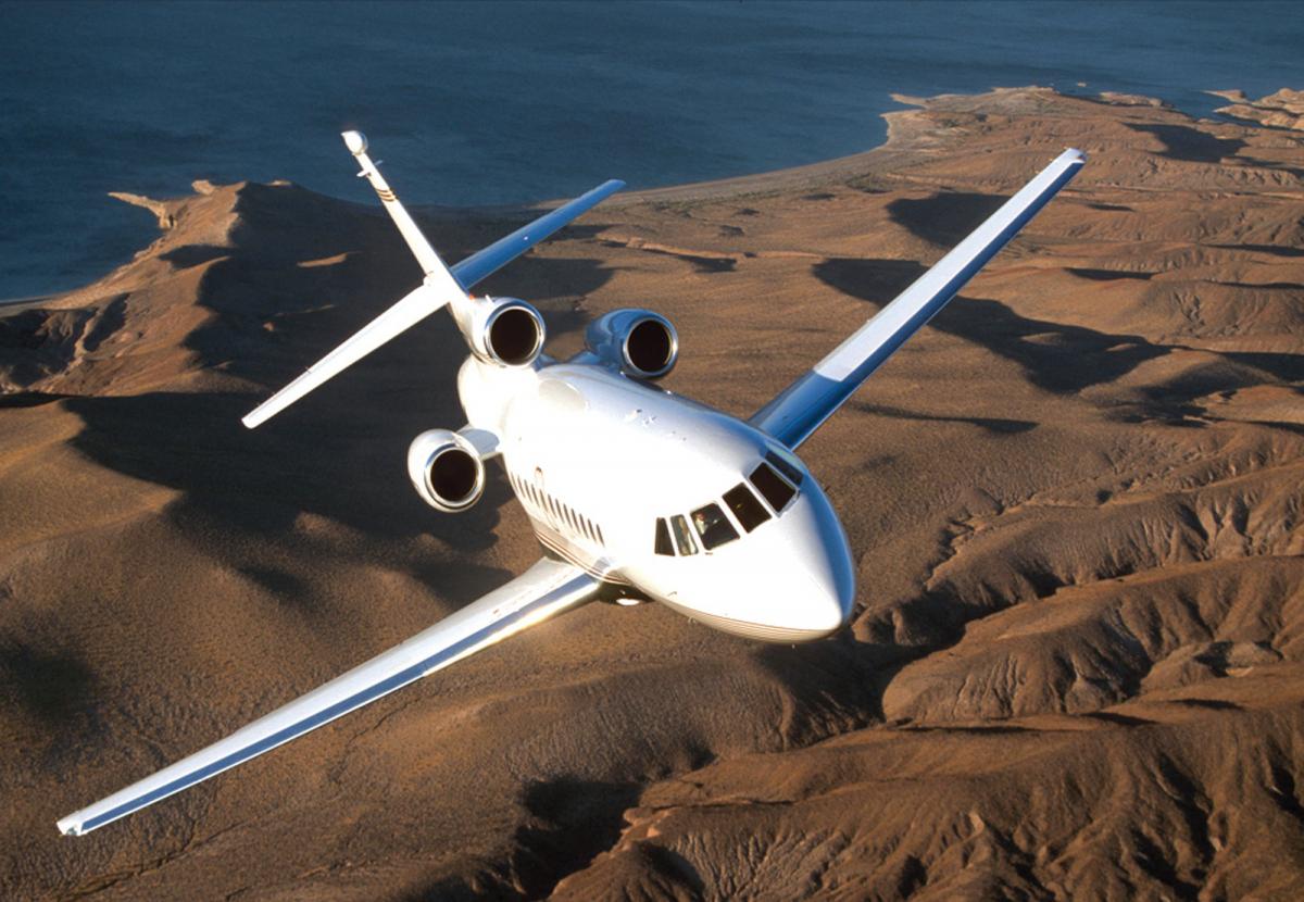 Falcon 900 view for Delaware charter